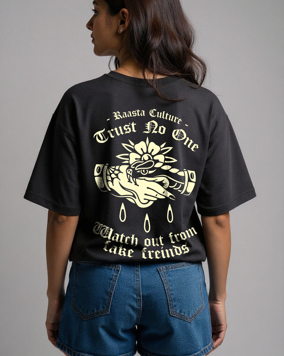 Trust No One Black Oversized T-Shirt